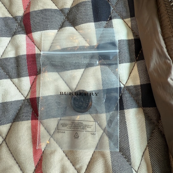 Men's Burberry Brit Russell Quilted Jacket w/plaid lining (Olive/Brown color) - Picture 6 of 16